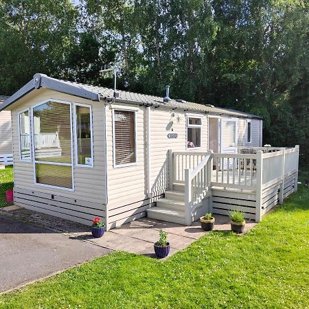 Holiday Home Sleeps Six Saint Leonards Экстерьер фото